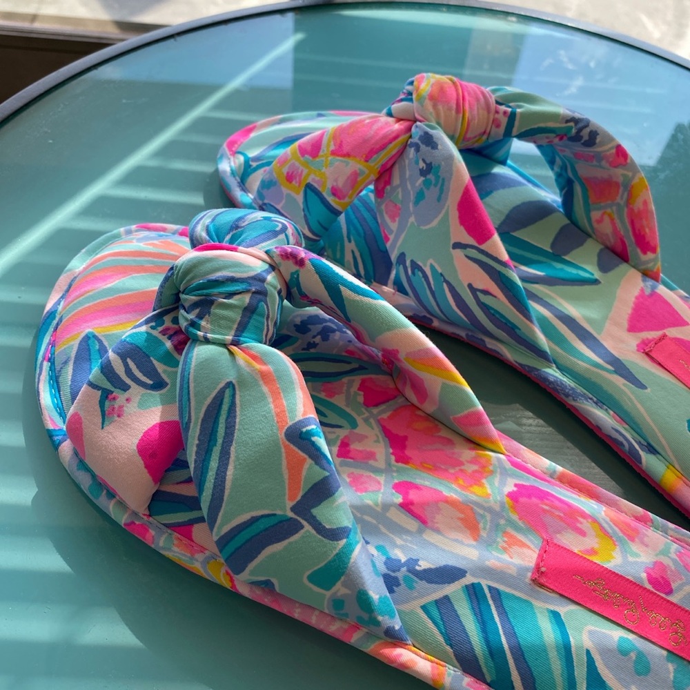 Lily Pulitzer Flip Flops!🌈❤️‍🔥